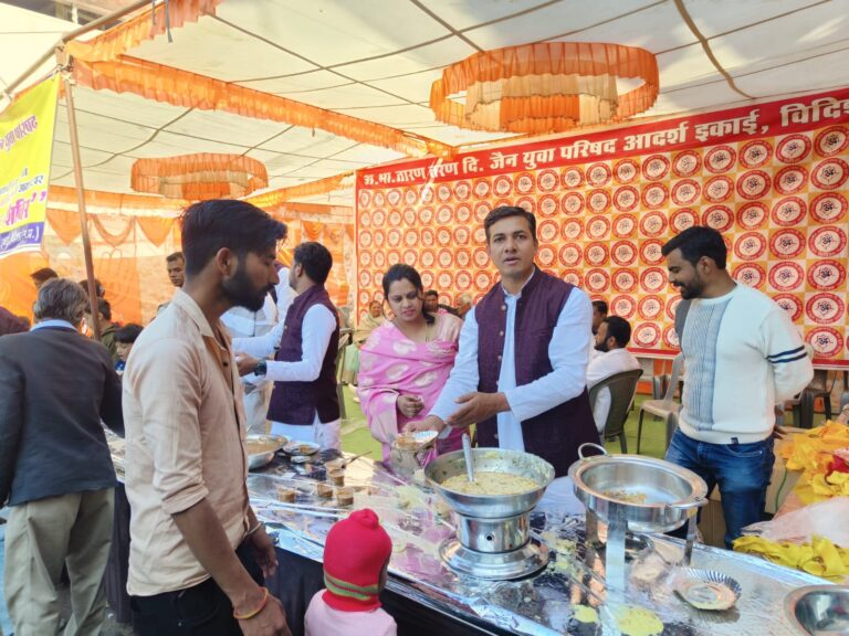 तारण तरण स्वामी की 576 भी जयंती के मौके पर तारण तरण युवा  समाज द्वारा किए गए विभिन्न आयोजन