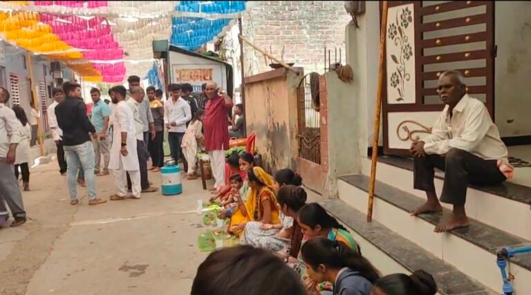 महाराज प्रकट उत्सव धूमधाम से मनाया गया